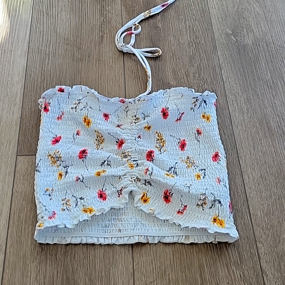 White flower tube top